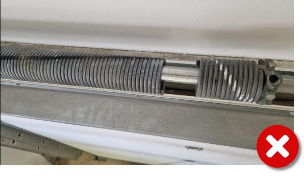 Bad example of photographing a torsion spring